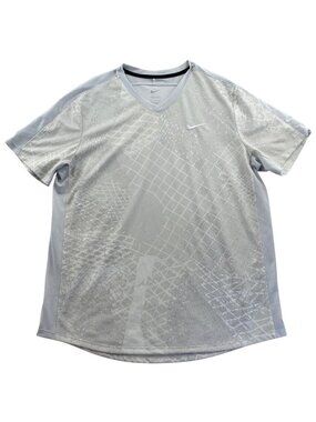 Nike Mens T-Shirt Large Gray Casual Short Sleeve Activewear Dri-Fit Athletic Top
